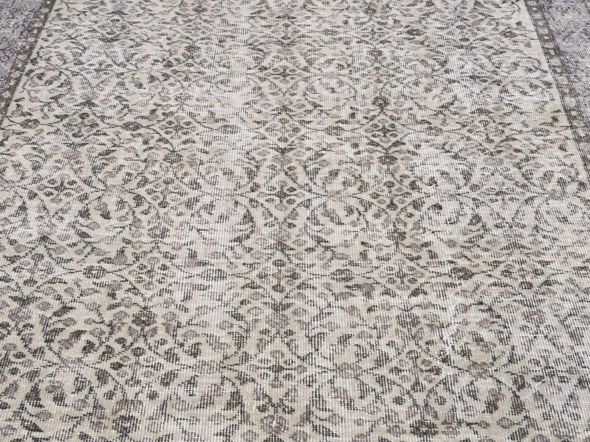 8792, Turkish Isparta Area Rug