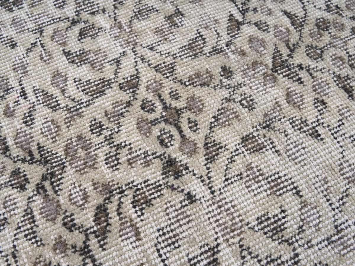 8792, Turkish Isparta Area Rug