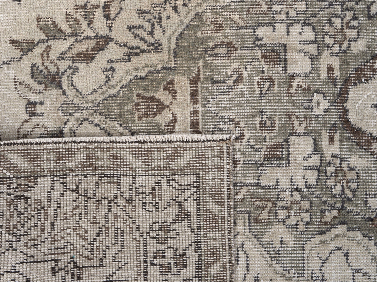 8780, Turkish Isparta Area Rug