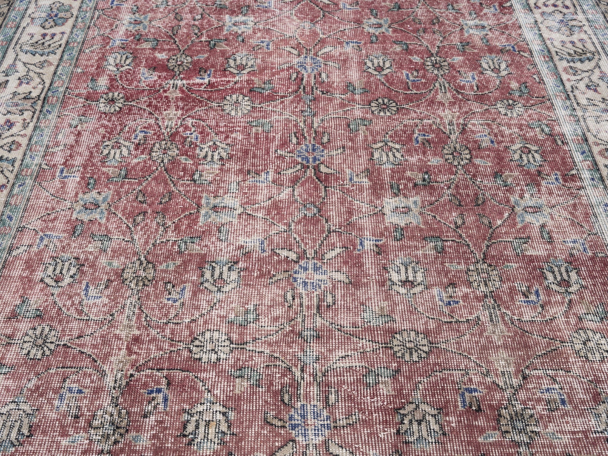8738, Turkish Isparta Area Rug