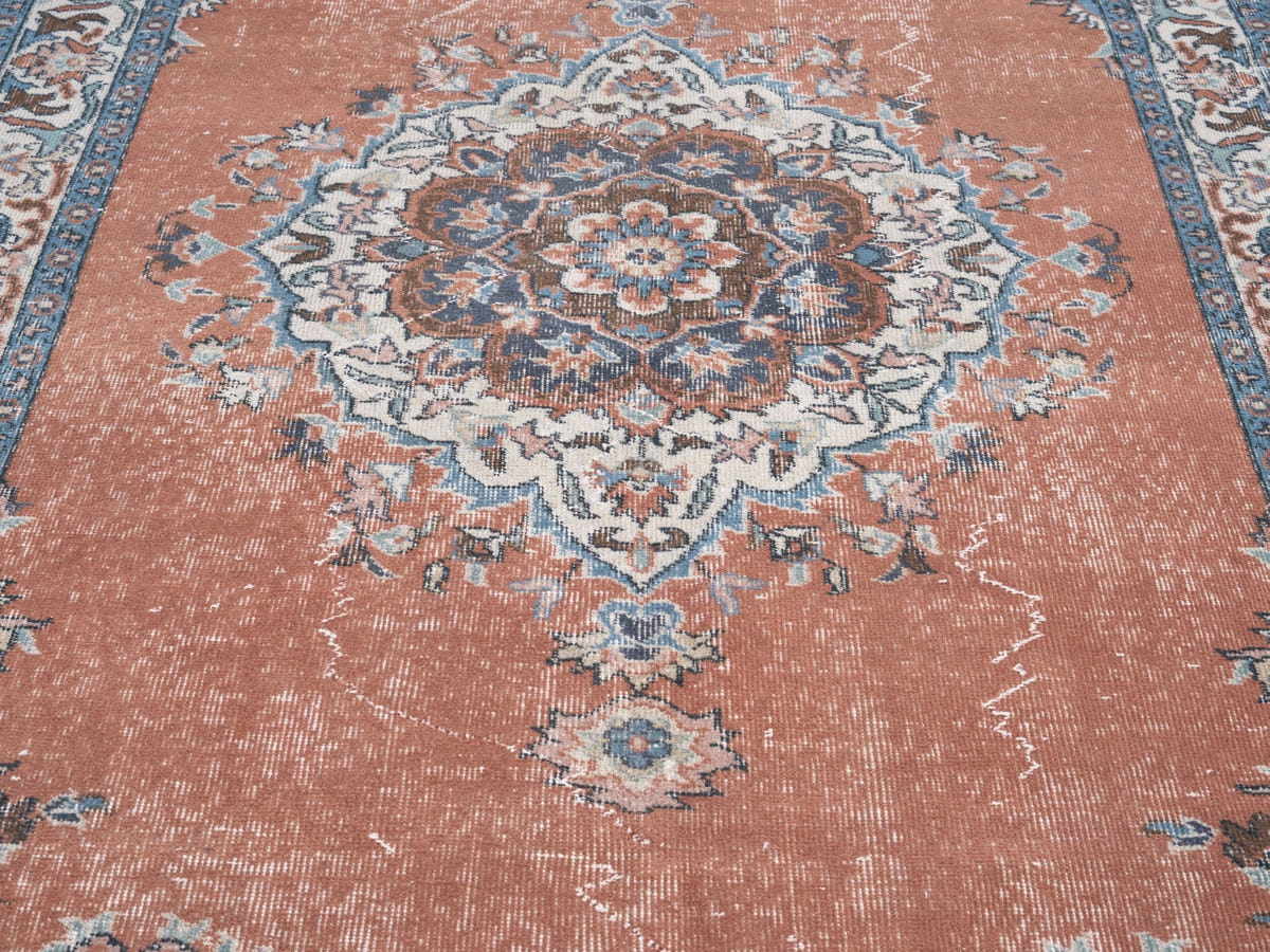 8725, Turkish Isparta Area Rug