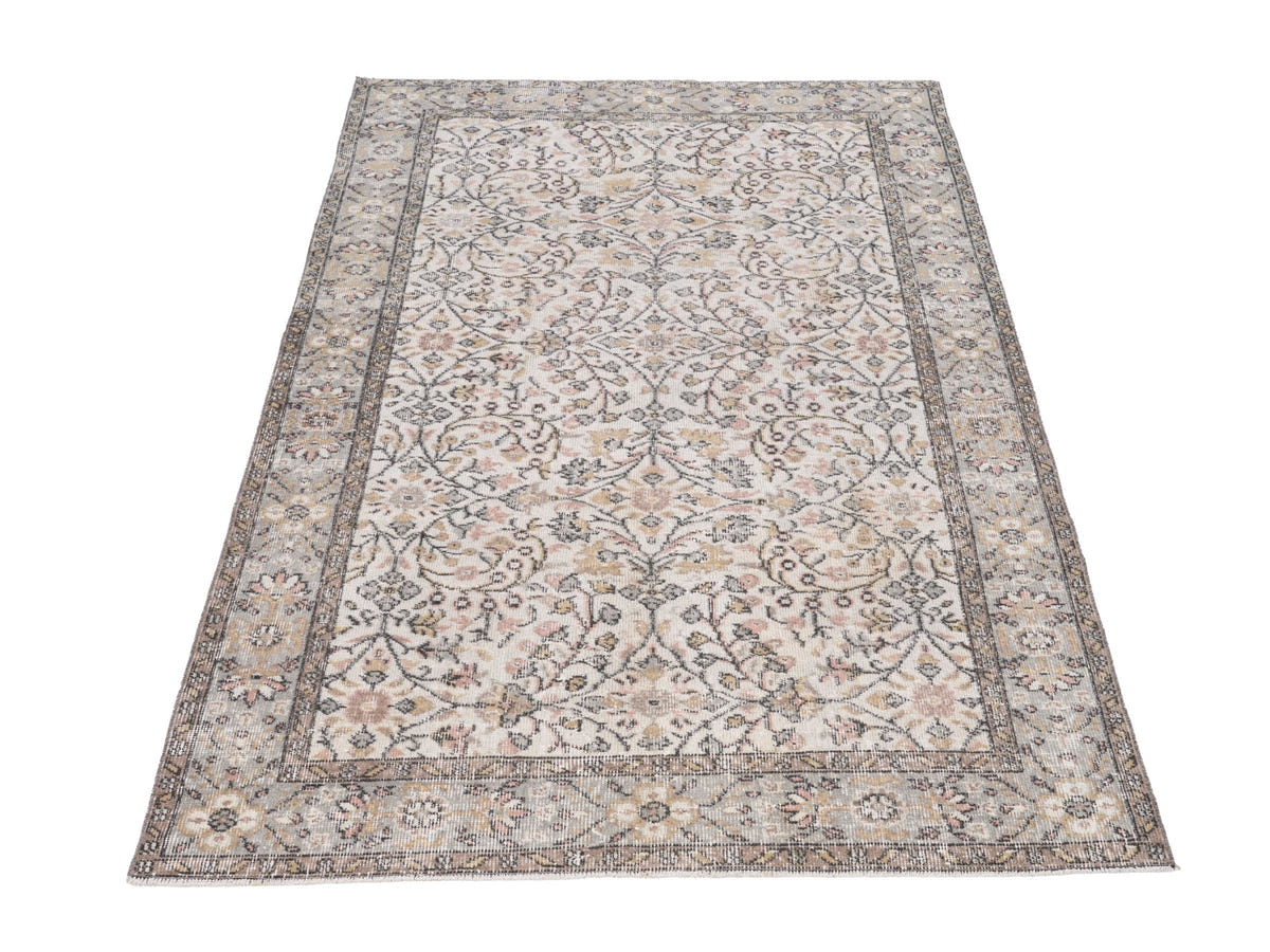 8712, Turkish Isparta Area Rug