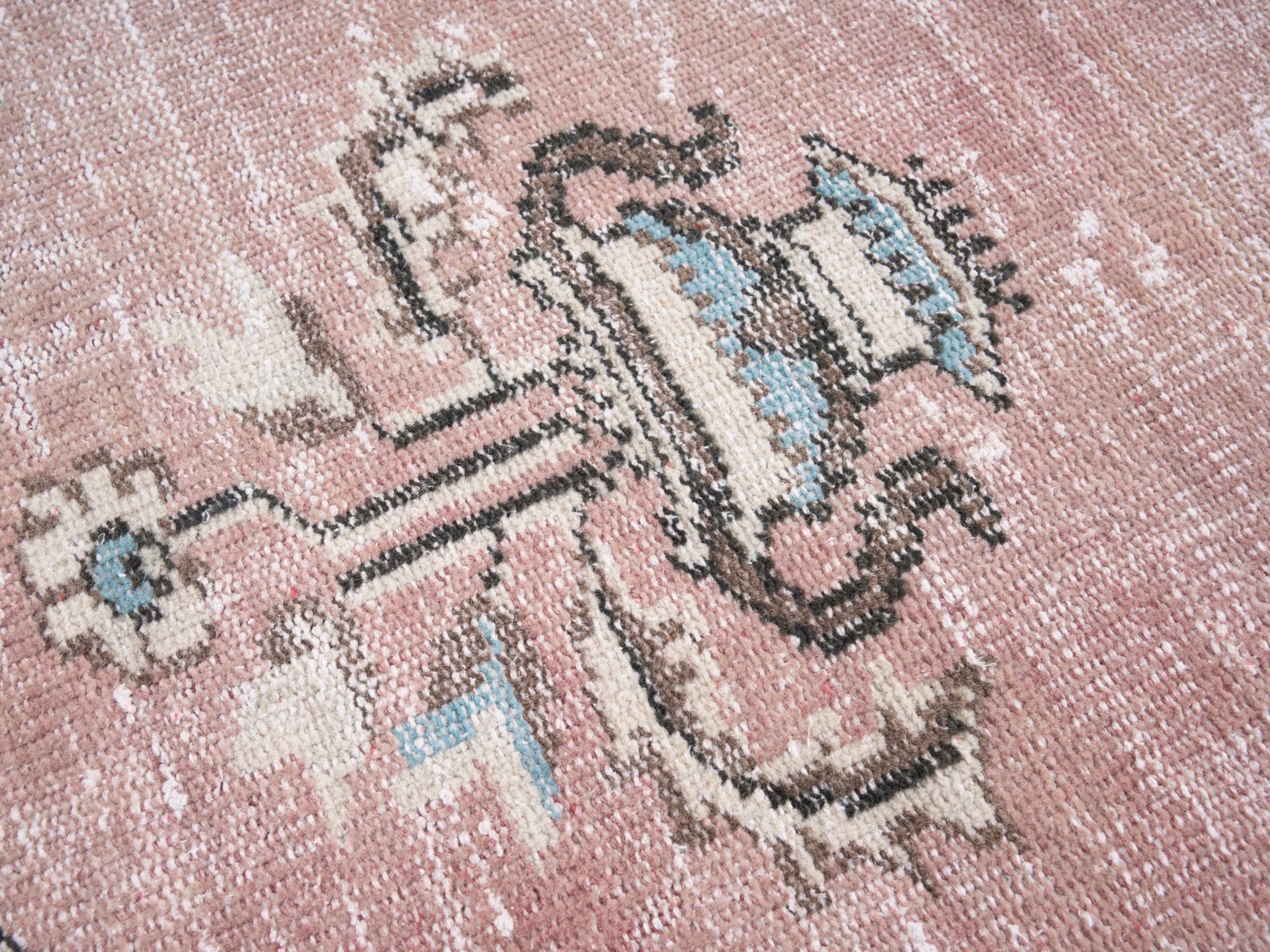 Turkish Manisa area rug in dusty rose and muted pink, view 7 of 10