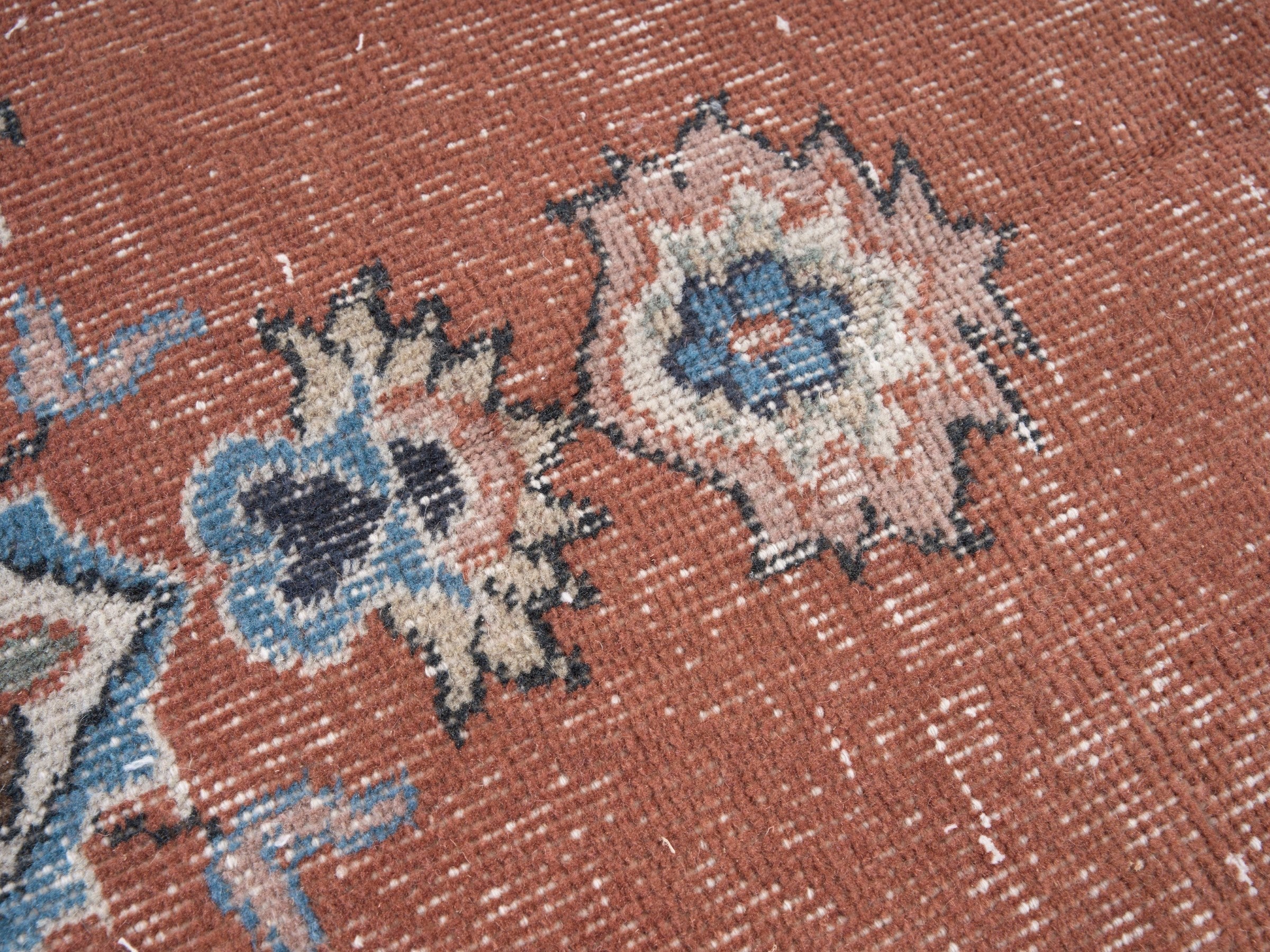 Turkish Isparta area rug in rust and cream, view 7 of 10