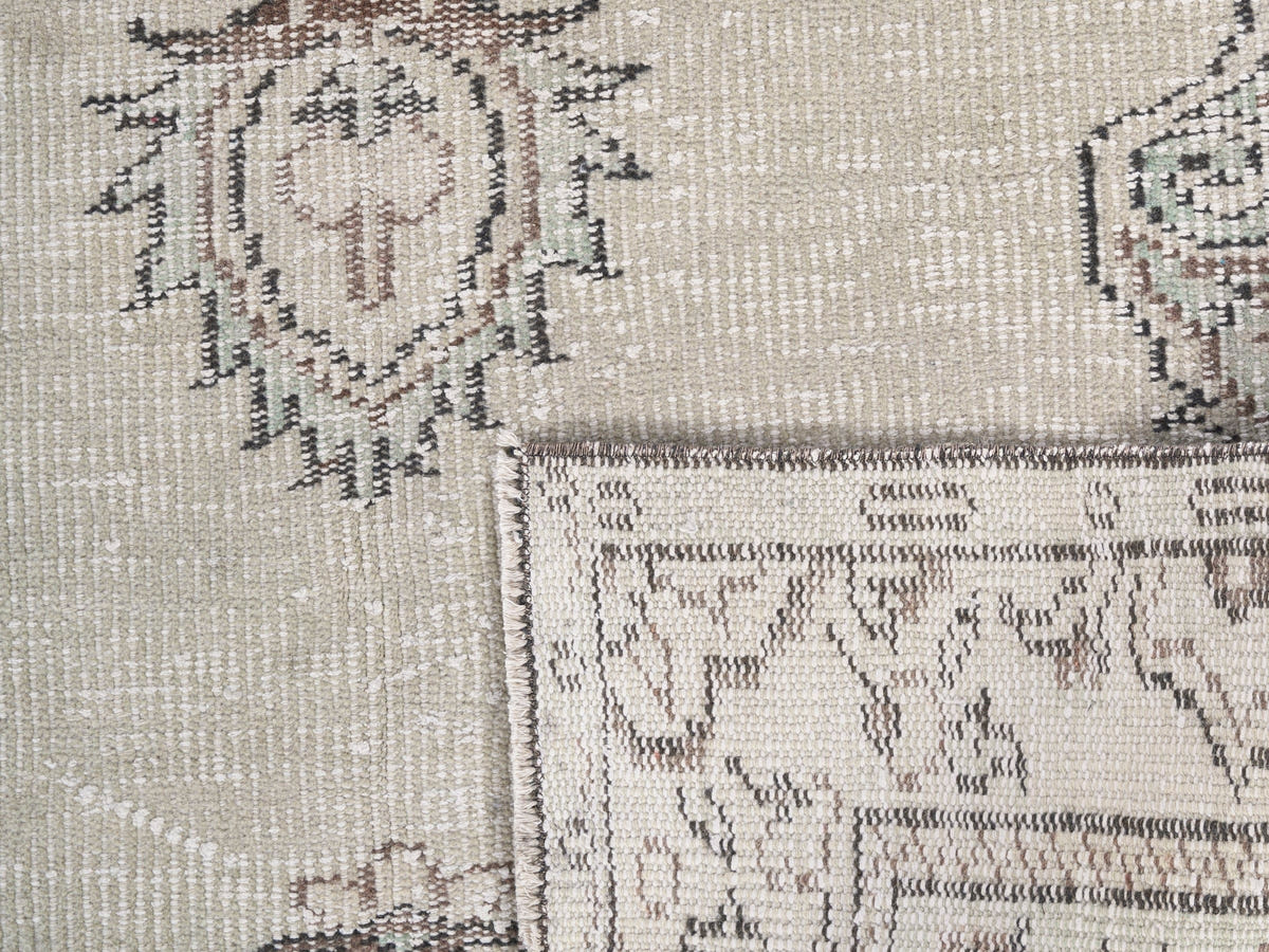 8659, Turkish Manisa Area Rug