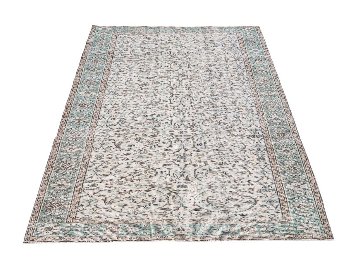 8775, Turkish Isparta Area Rug