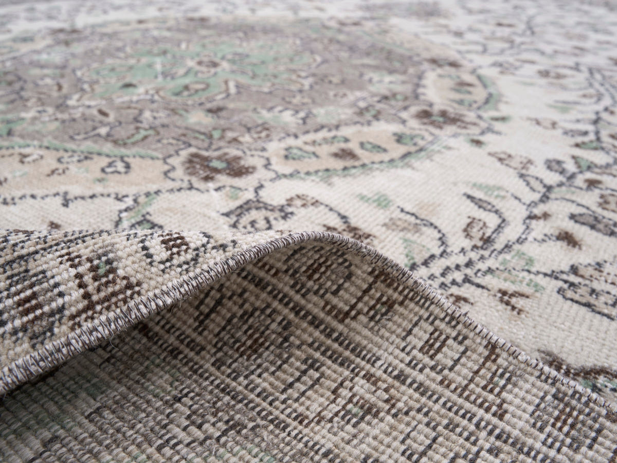 8782, Turkish Isparta Area Rug