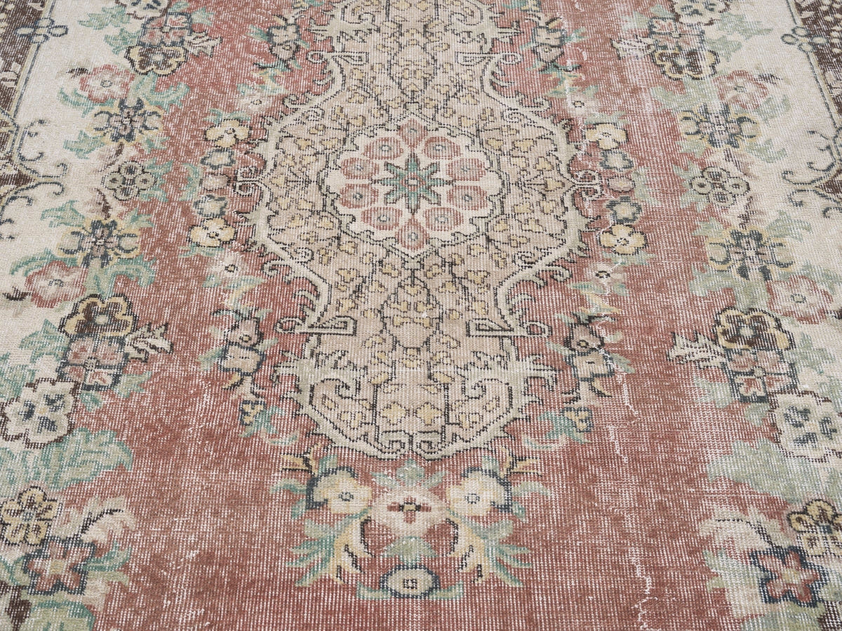 8781, Turkish Isparta Area Rug