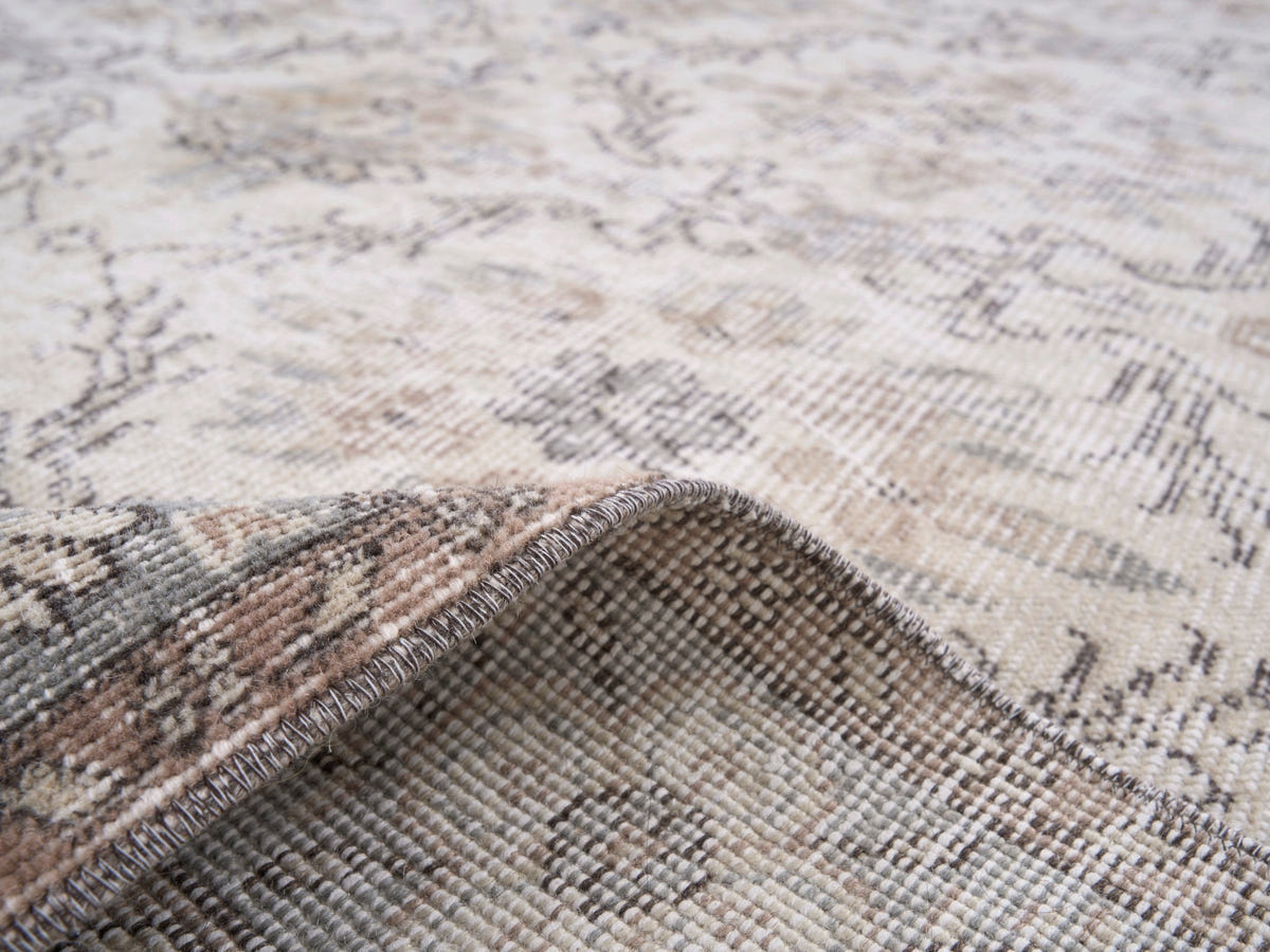 8770, Turkish Isparta Area Rug