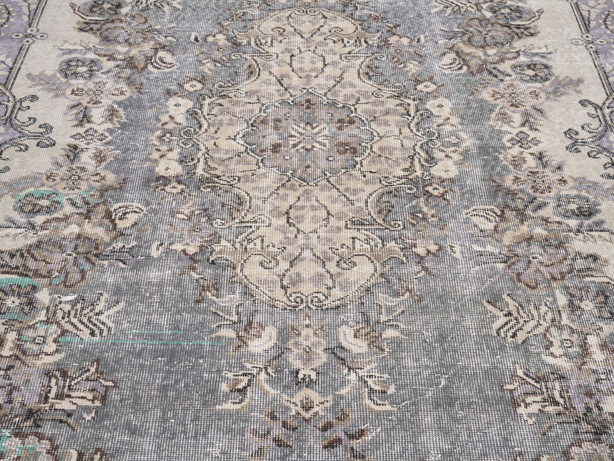 8769, Turkish Isparta Area Rug