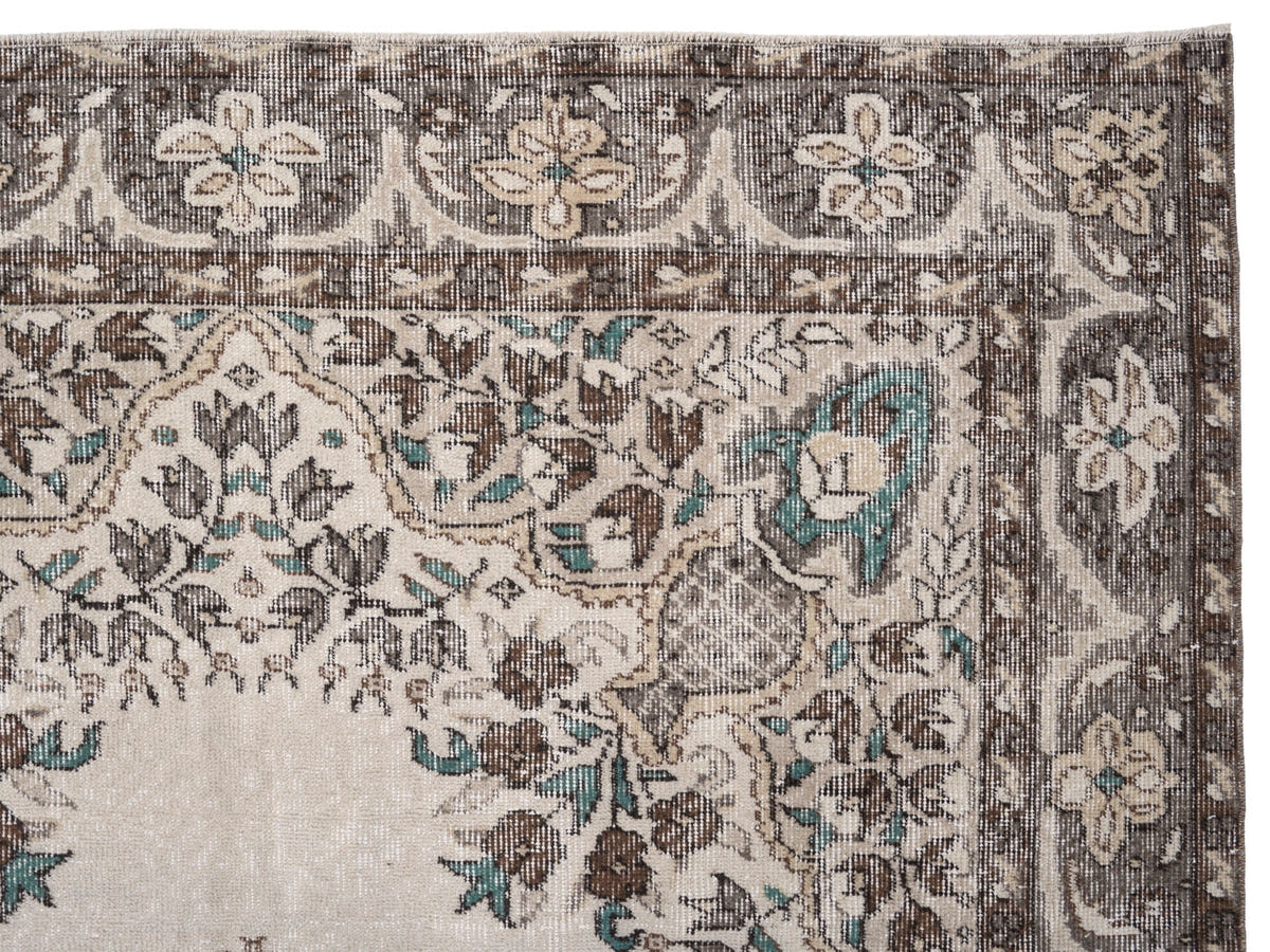 8754, Turkish Isparta Area Rug