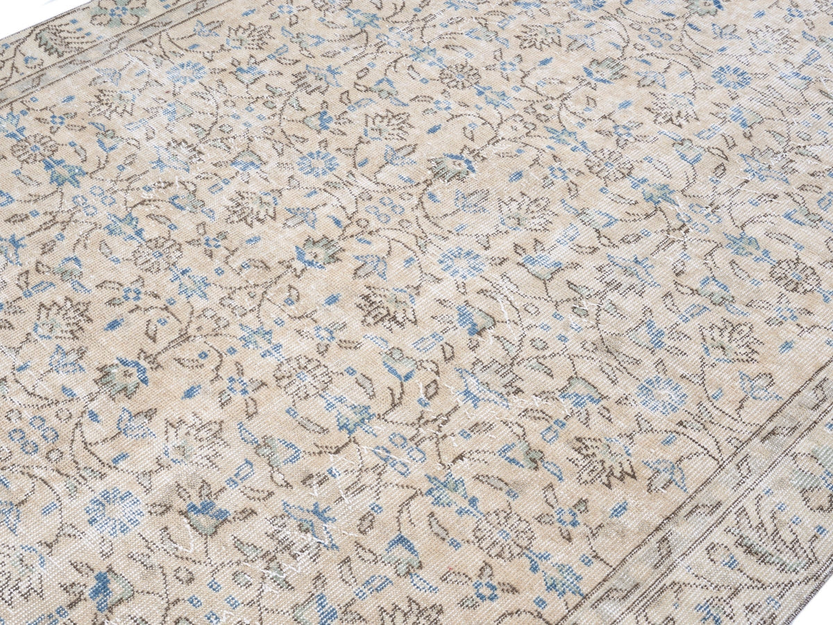 8733, Turkish Isparta Area Rug