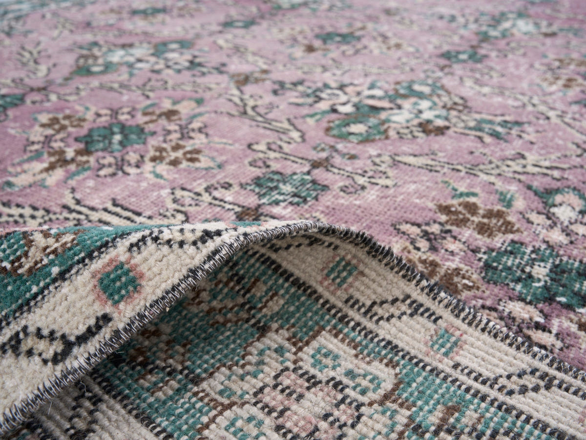 8705, Turkish Isparta Area Rug