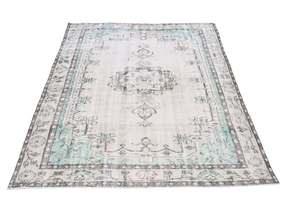 8683, Turkish Manisa Area Rug