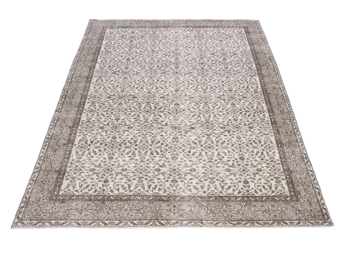 8676, Turkish Isparta Area Rug