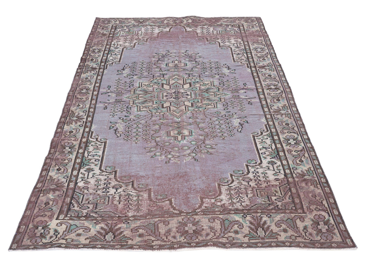 8673, Turkish Manisa Area Rug