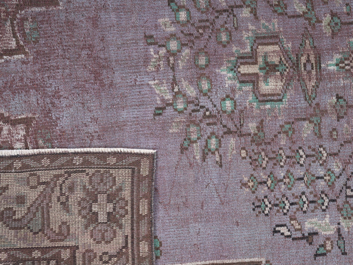 8673, Turkish Manisa Area Rug