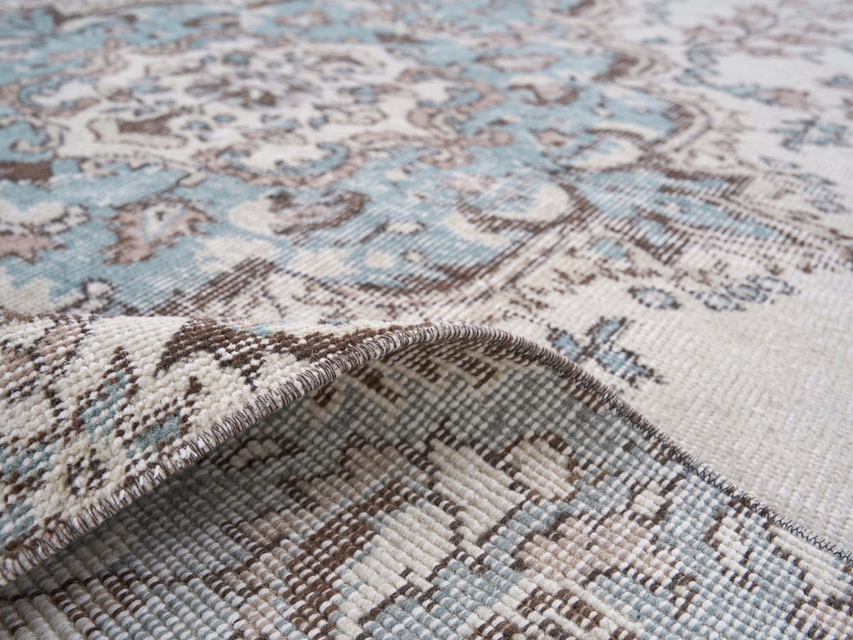 8667, Turkish Isparta Area Rug
