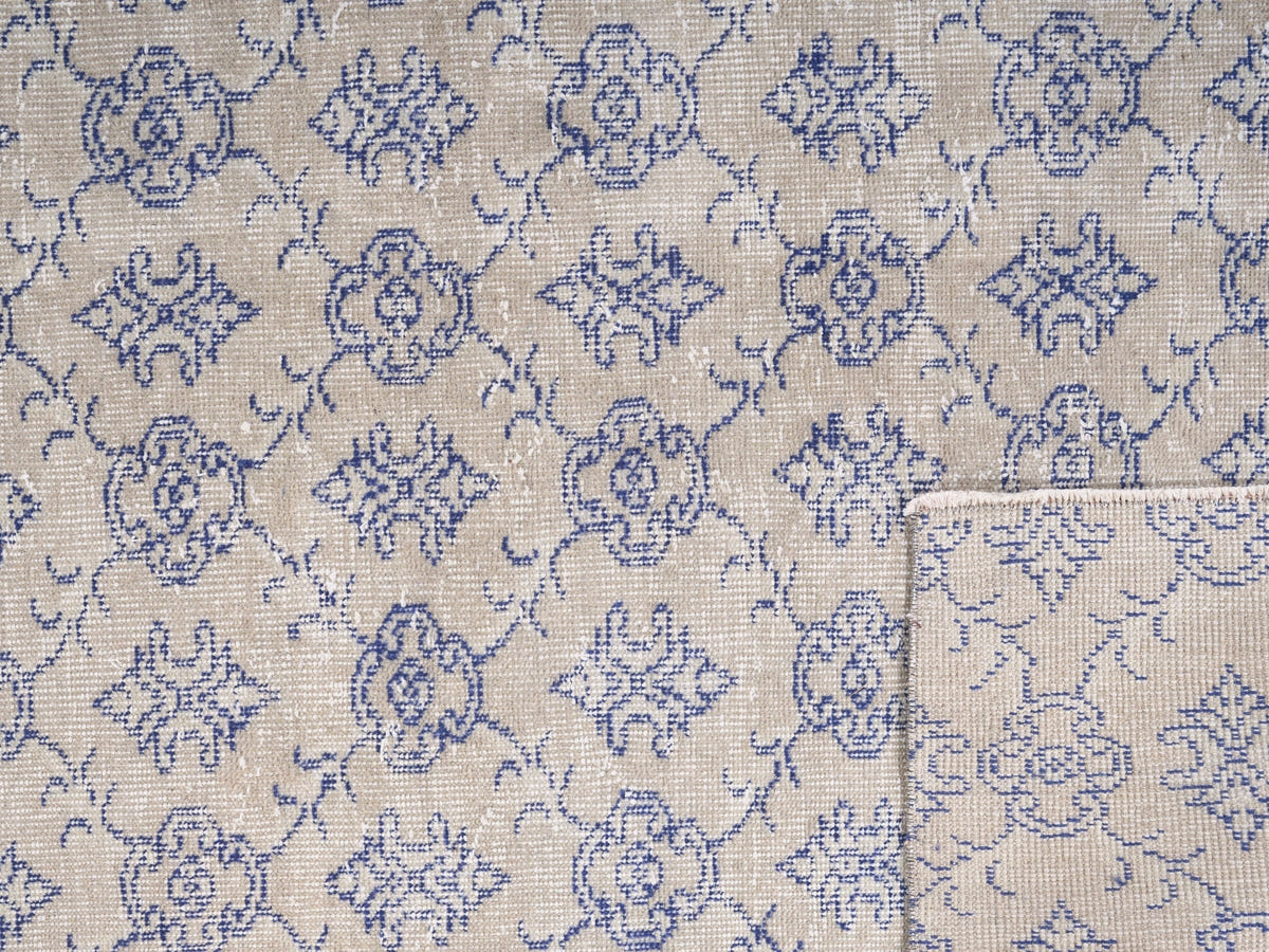 8653, Turkish Isparta Area Rug