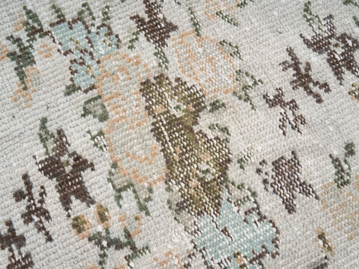 8646, Turkish Manisa Area Rug