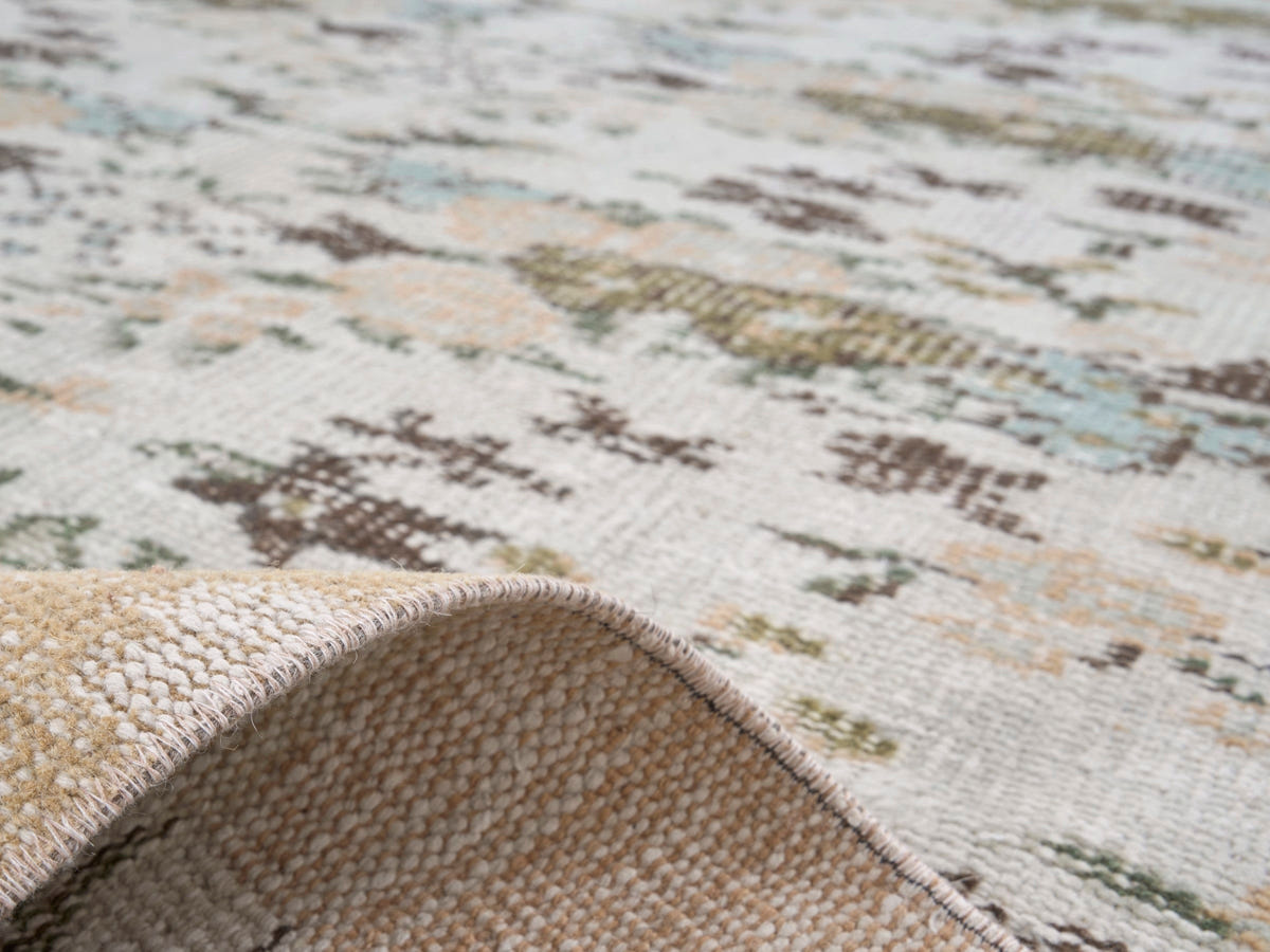 8646, Turkish Manisa Area Rug