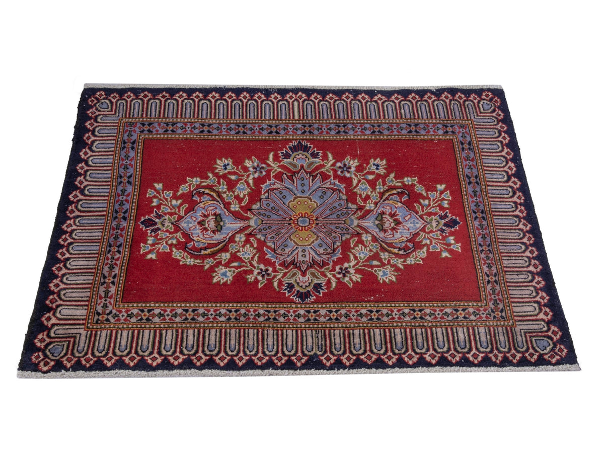 4820, Persian Kashan Mini Rug