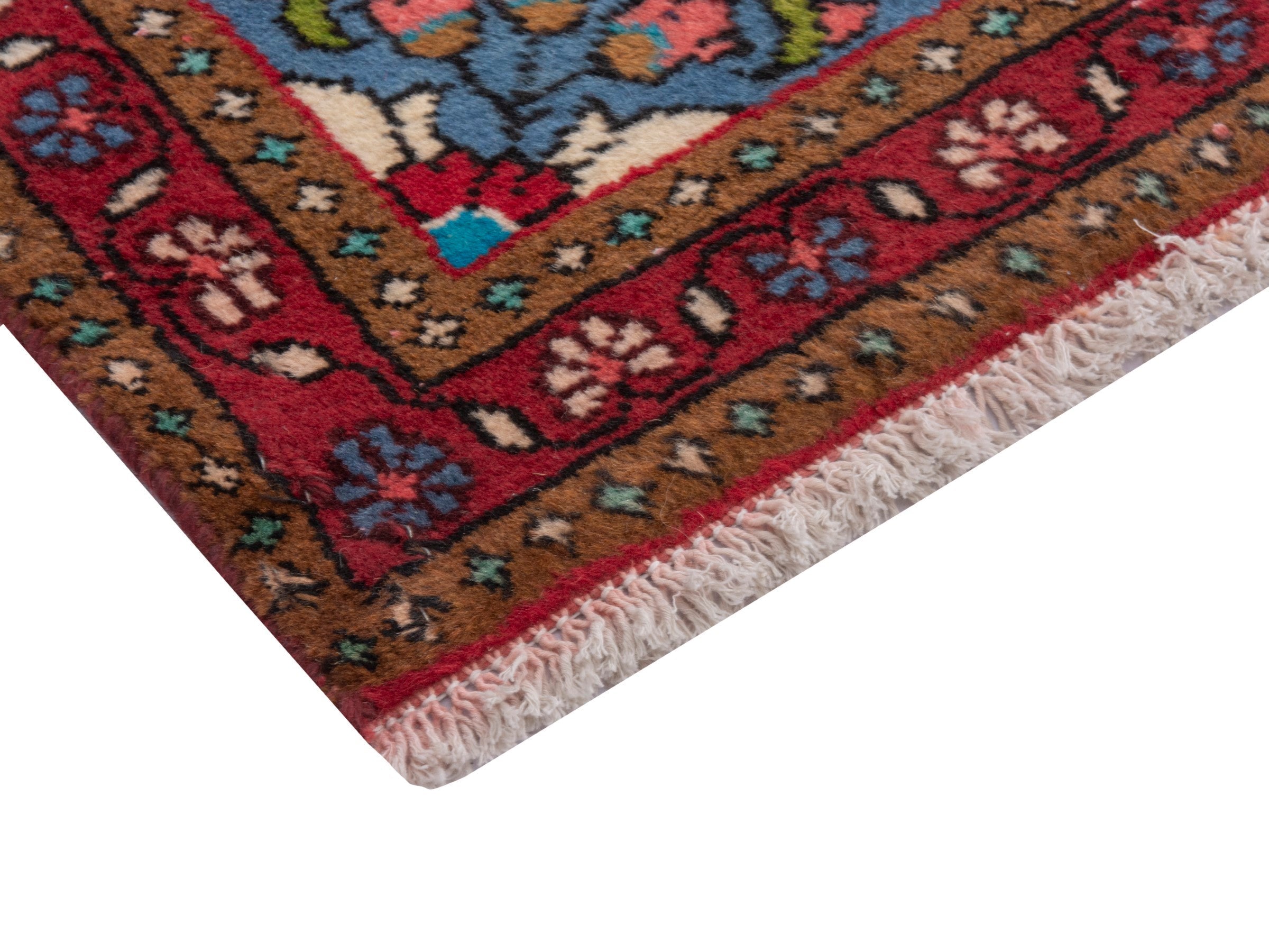 Persian Lilihan accent rug in cream and burgundy, view 5 of 7