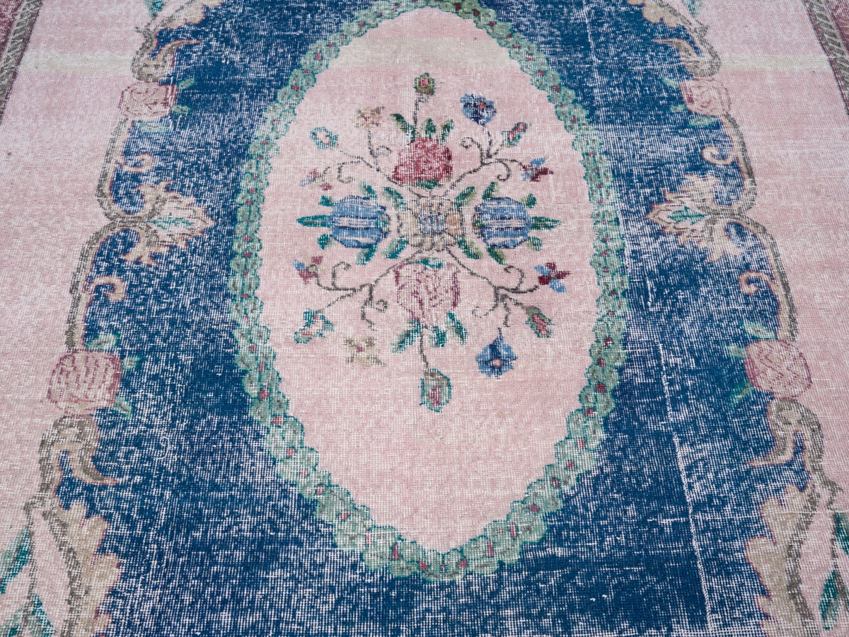 8444, Turkish Isparta Area Rug
