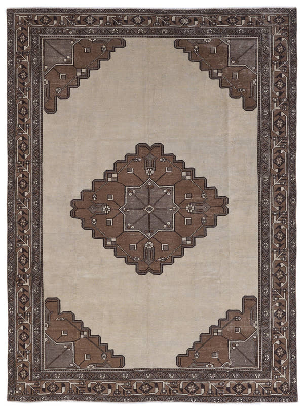 9010, Persian Ferdos Oversized Rug