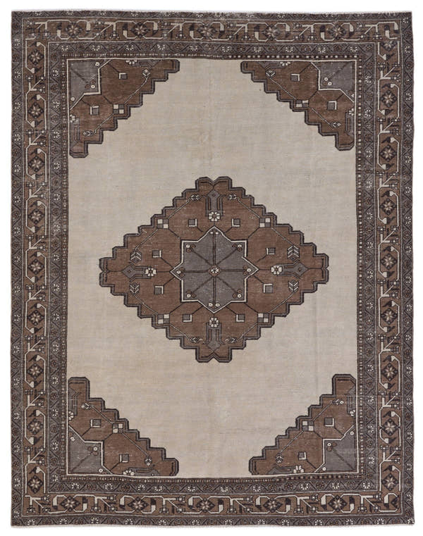 9011, Persian Ferdos Oversized Rug